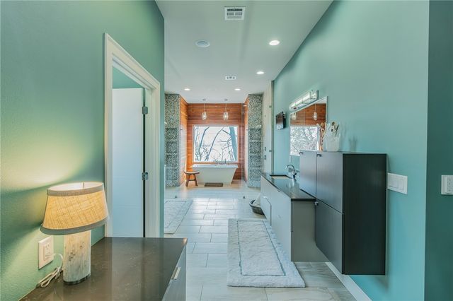 83 Rivercliff Road, Rogers, AR 72756