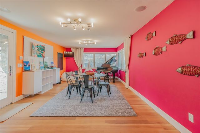 83 Rivercliff Road, Rogers, AR 72756