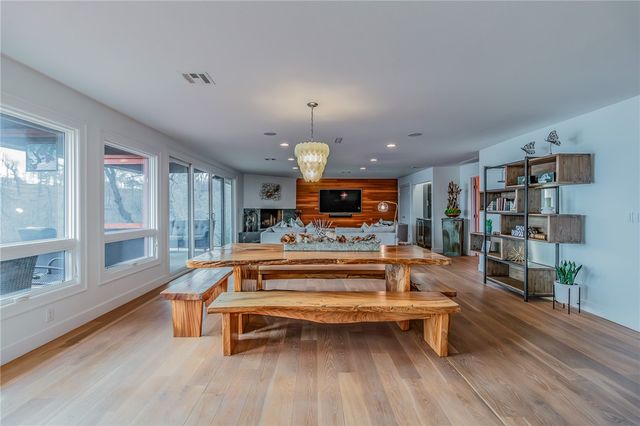 83 Rivercliff Road, Rogers, AR 72756