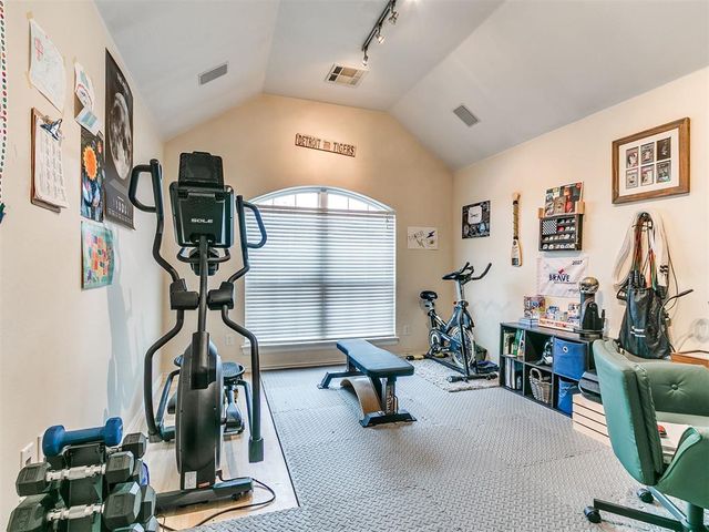 7404 NW 135th Street, Oklahoma City, OK 73142