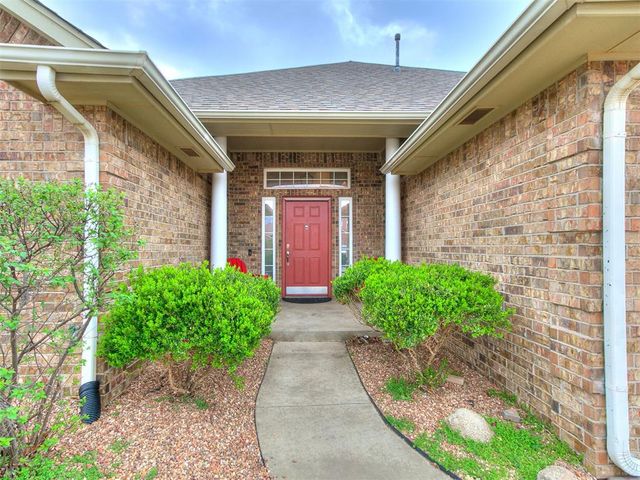 7404 NW 135th Street, Oklahoma City, OK 73142