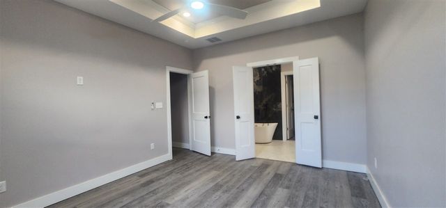 6915 NW Silver Creek Cir, Lawton, OK 73505