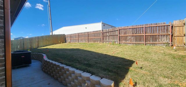 6915 NW Silver Creek Cir, Lawton, OK 73505