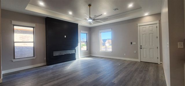 6915 NW Silver Creek Cir, Lawton, OK 73505