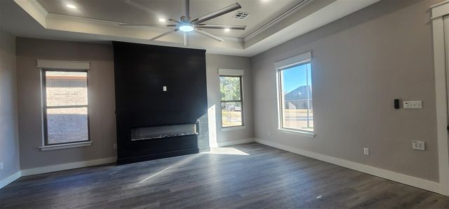 6915 NW Silver Creek Cir, Lawton, OK 73505