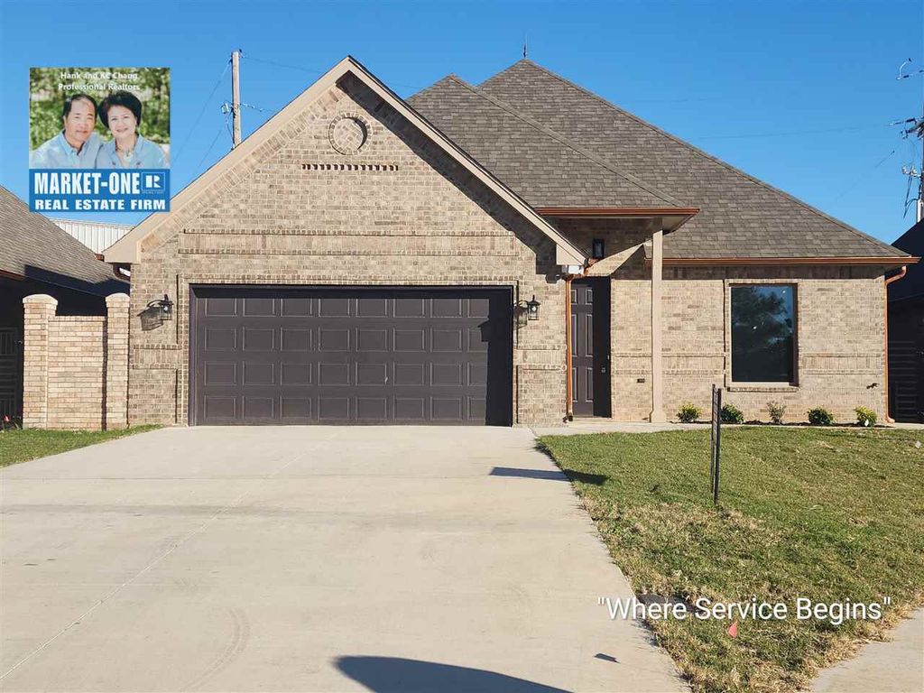 6915 NW Silver Creek Cir, Lawton, OK 73505