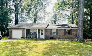 1609 Runnymead Avenue, Decatur, AL 35601