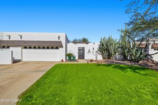 7145 E Sabino Vista Circle, Tucson, AZ 85750
