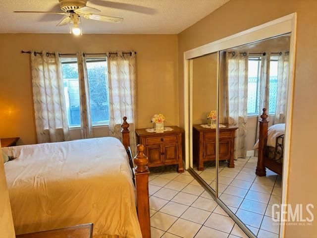 5900 Stone Bridge Lane, Bakersfield, CA 93313