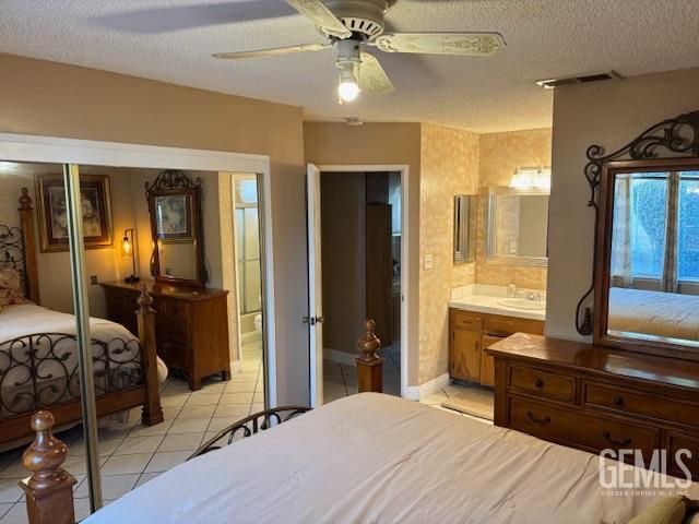 5900 Stone Bridge Lane, Bakersfield, CA 93313