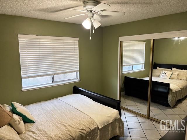 5900 Stone Bridge Lane, Bakersfield, CA 93313