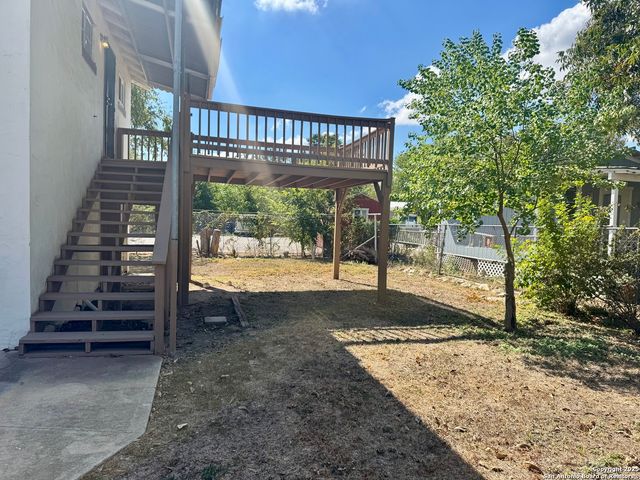 108 Robert E Lee Apt 2, San Antonio, TX 78214