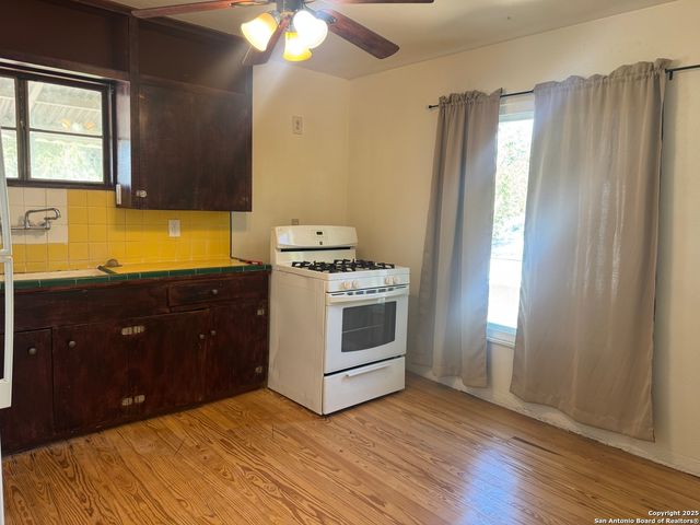 108 Robert E Lee Apt 2, San Antonio, TX 78214