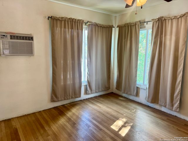 108 Robert E Lee Apt 2, San Antonio, TX 78214