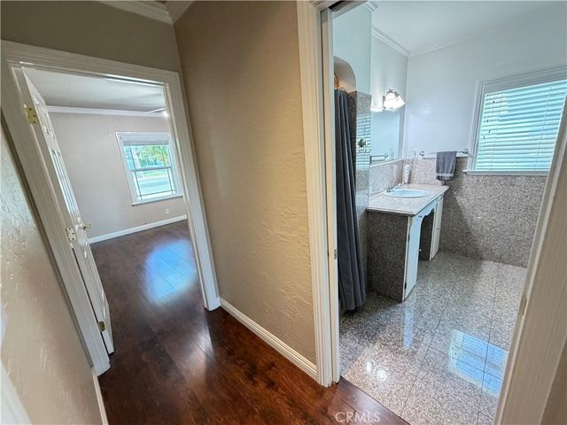 6033 Brockton, Riverside, CA 92506