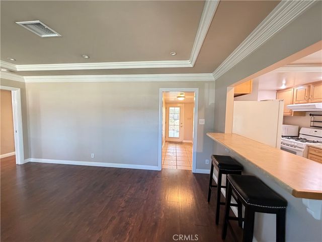 6033 Brockton, Riverside, CA 92506