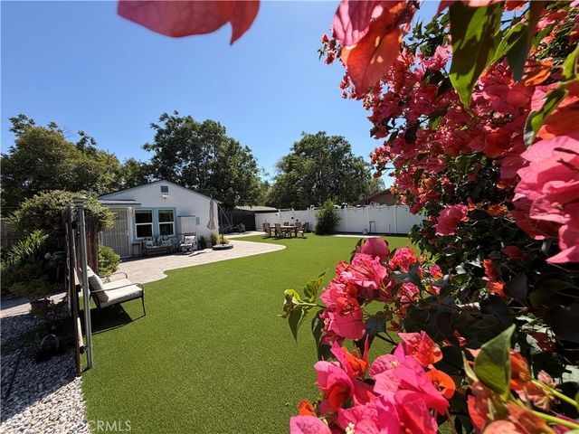 6033 Brockton, Riverside, CA 92506