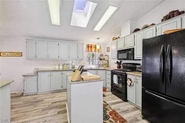 4261 North Leslie Street, Pahrump, NV 89060