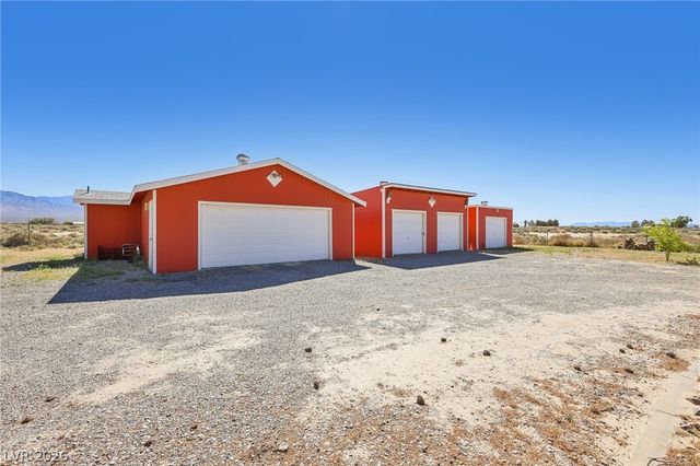 4261 North Leslie Street, Pahrump, NV 89060