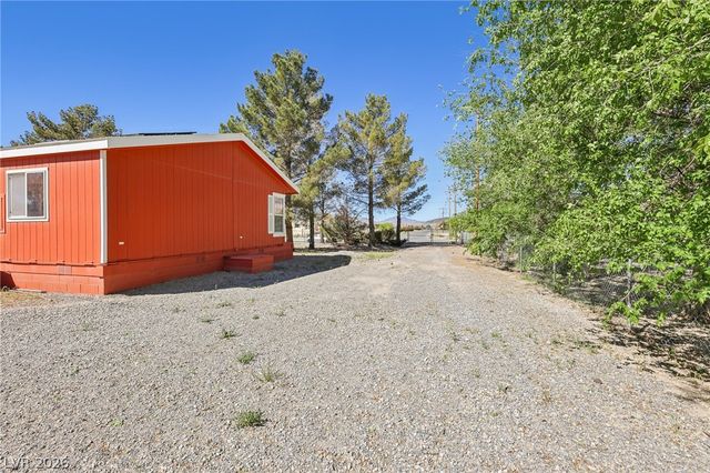 4261 North Leslie Street, Pahrump, NV 89060