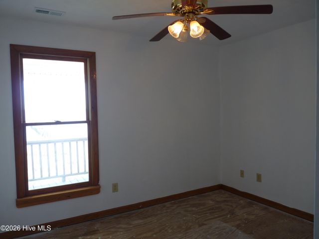 210 Shore Road, Newport, NC 28570