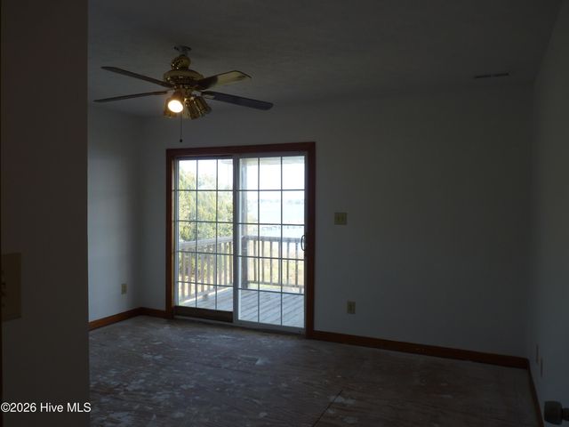 210 Shore Road, Newport, NC 28570