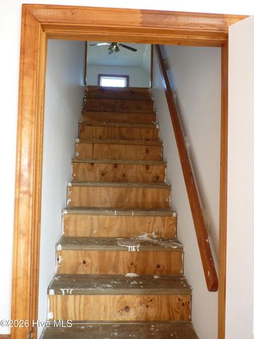 210 Shore Road, Newport, NC 28570