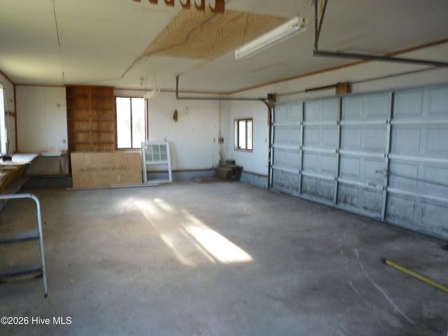 210 Shore Road, Newport, NC 28570