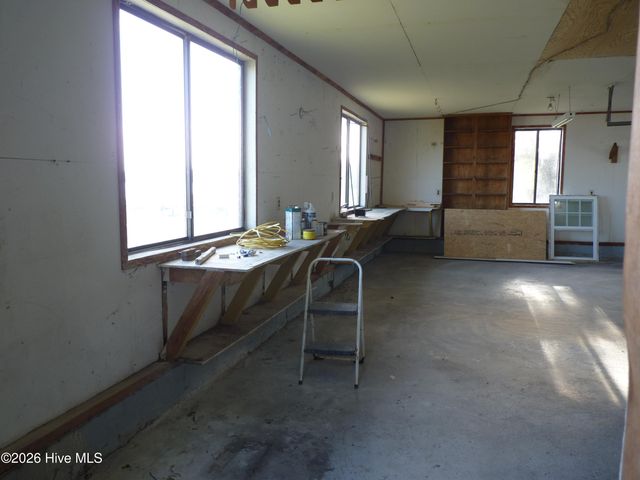 210 Shore Road, Newport, NC 28570