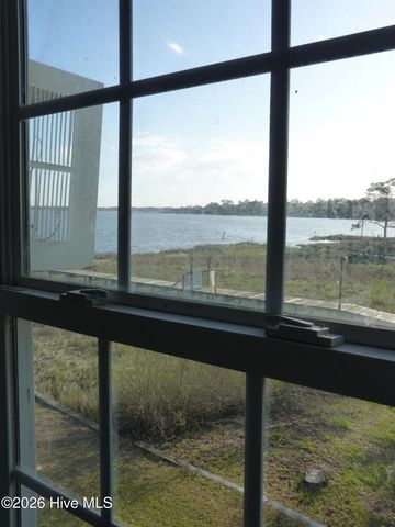 210 Shore Road, Newport, NC 28570