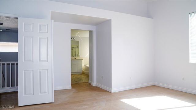 8209 Violet Meadow Court, Las Vegas, NV 89117