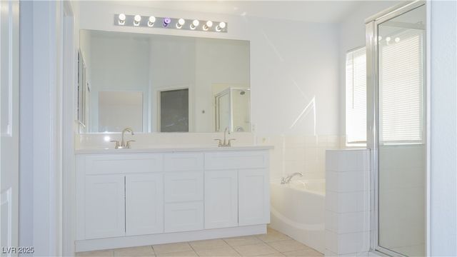 8209 Violet Meadow Court, Las Vegas, NV 89117