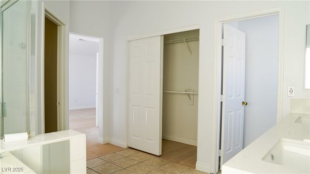 8209 Violet Meadow Court, Las Vegas, NV 89117