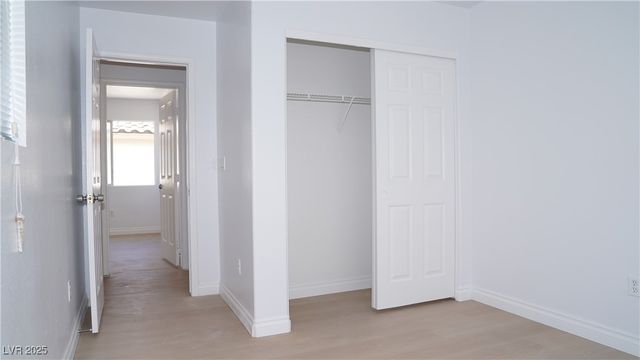 8209 Violet Meadow Court, Las Vegas, NV 89117