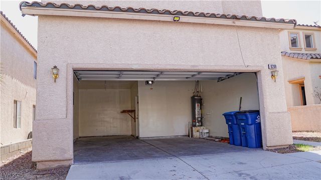 8209 Violet Meadow Court, Las Vegas, NV 89117