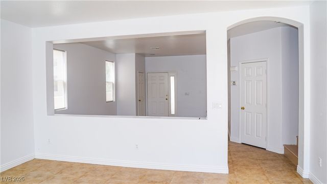 8209 Violet Meadow Court, Las Vegas, NV 89117