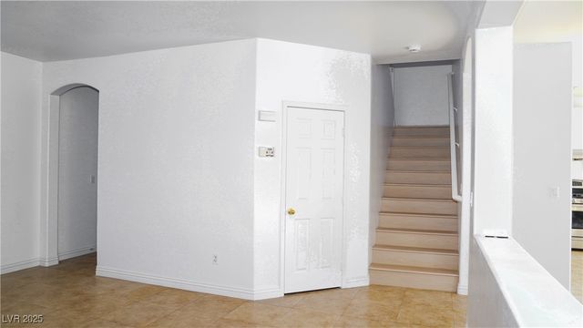 8209 Violet Meadow Court, Las Vegas, NV 89117