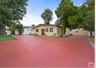 7412 Jamieson Avenue, Reseda (los Angeles), CA 91335