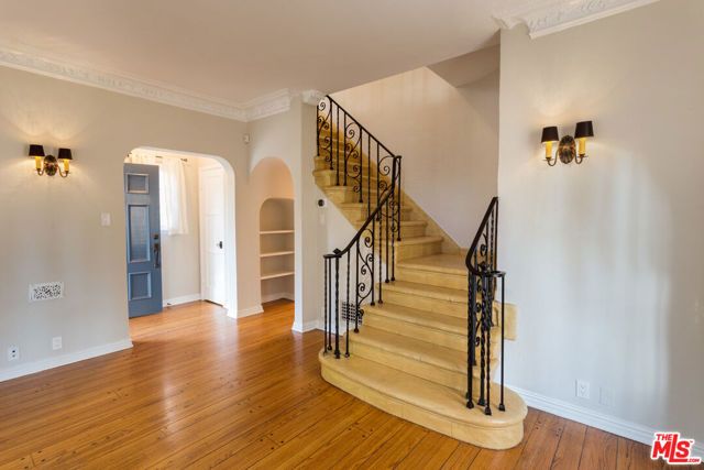 1930 N RODNEY Drive 1934, Los Angeles, CA 90027