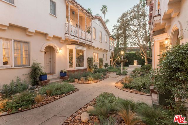 1930 N RODNEY Drive 1934, Los Angeles, CA 90027