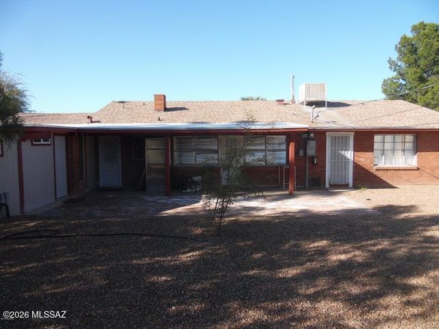 826 N Irving Circle, Tucson, AZ 85711