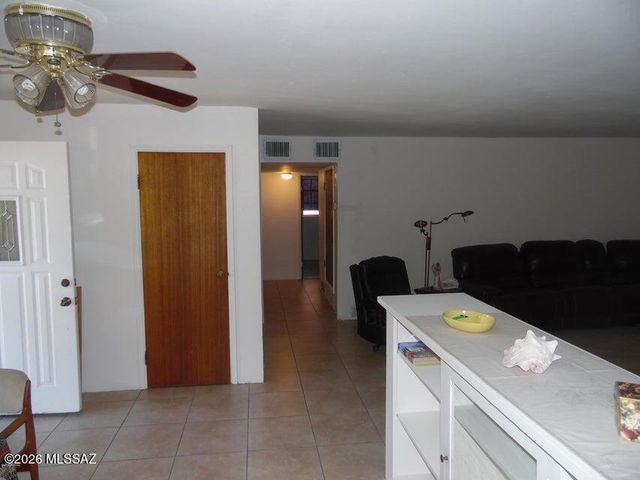 826 N Irving Circle, Tucson, AZ 85711