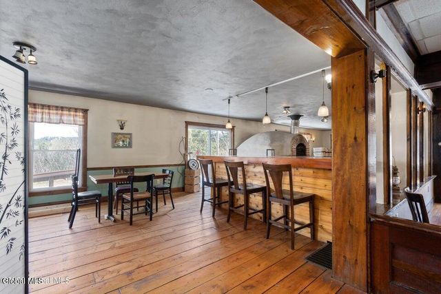 13 Park Avenue, Hadley, NY 12835