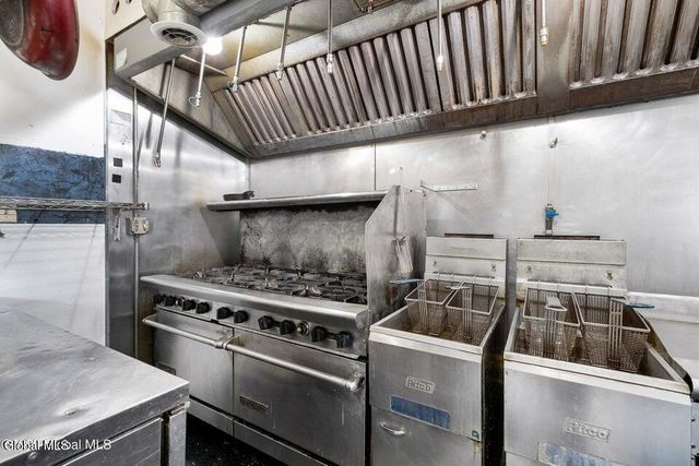 13 Park Avenue, Hadley, NY 12835