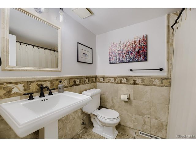 7976 E Phillips Cir, Centennial, CO 80112