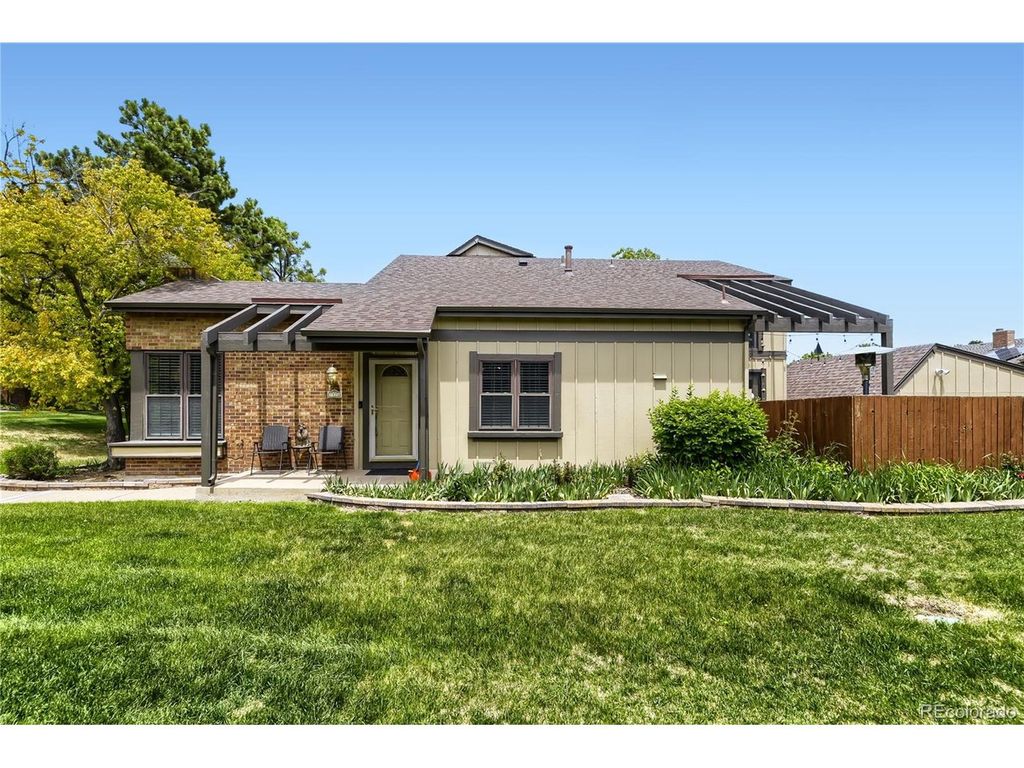7976 E Phillips Cir, Centennial, CO 80112