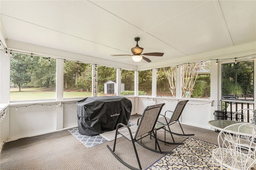 Image 12 of property listing at 118 Kingston Road, Colbert, GA 30628