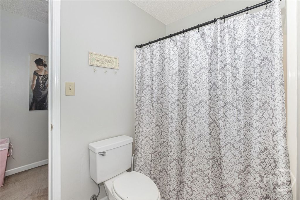 Image 24 of property listing at 118 Kingston Road, Colbert, GA 30628