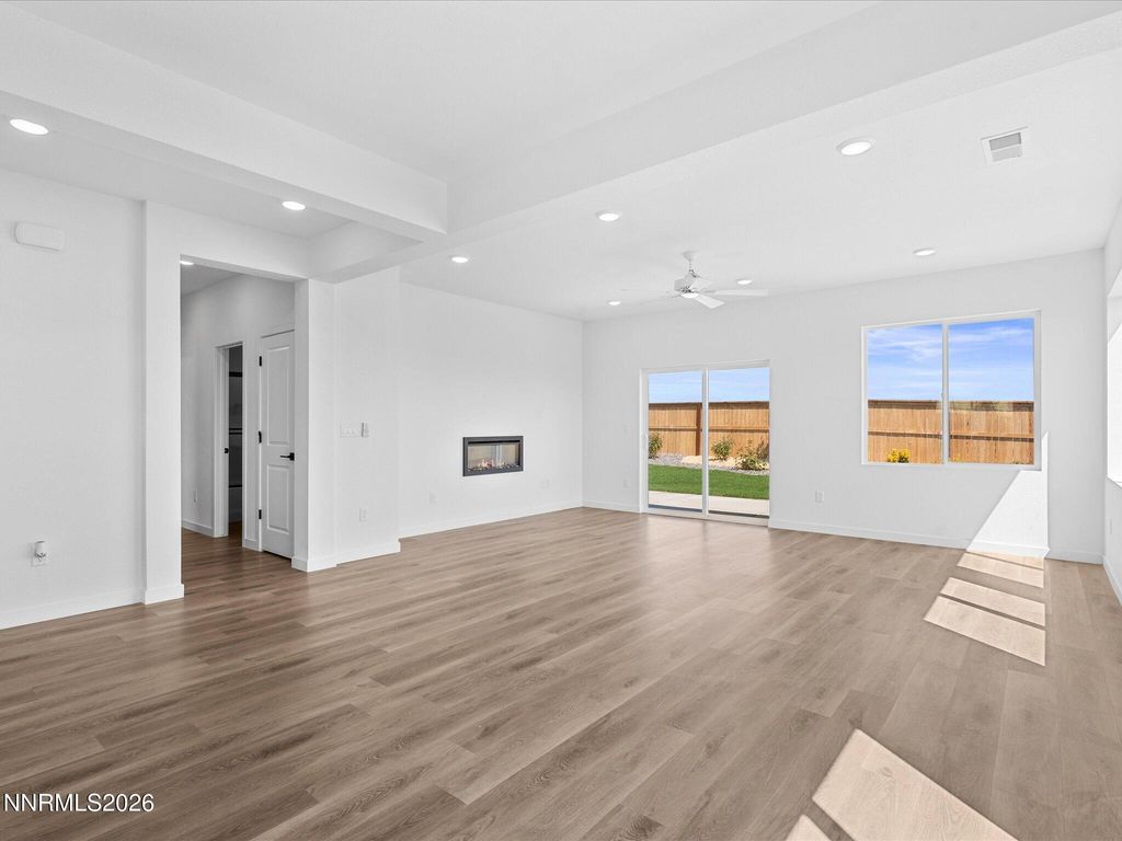 Image 19 of property listing at 14460 Fredonia Drive, Reno, NV 89506