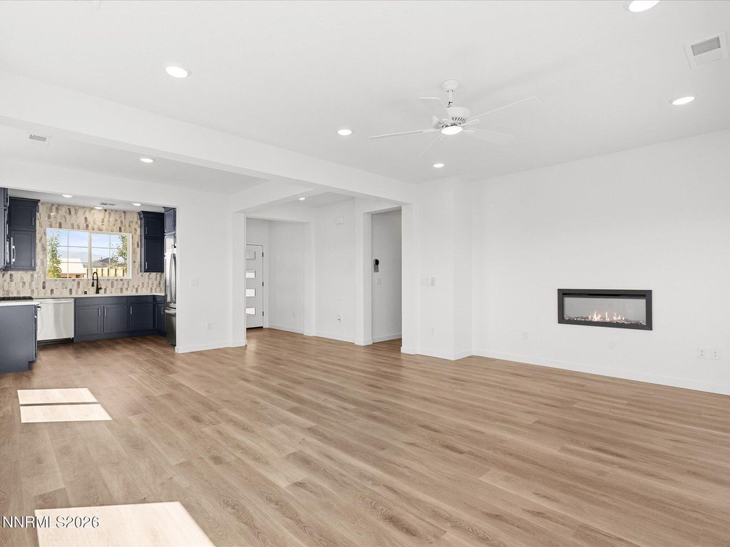 Image 28 of property listing at 14460 Fredonia Drive, Reno, NV 89506